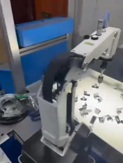 End of Arm Tooling Soft Robotic Bicuspid Soft Beak Straight Fitting Combination Miniaturer Mini Air Gripper Suction Cup